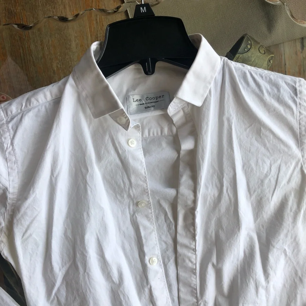 Button down - Picture 3 of 13